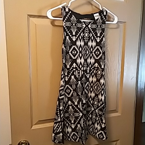 PINK Victoria's Secret Dresses & Skirts - Victoria Secret A line dress XS black and white